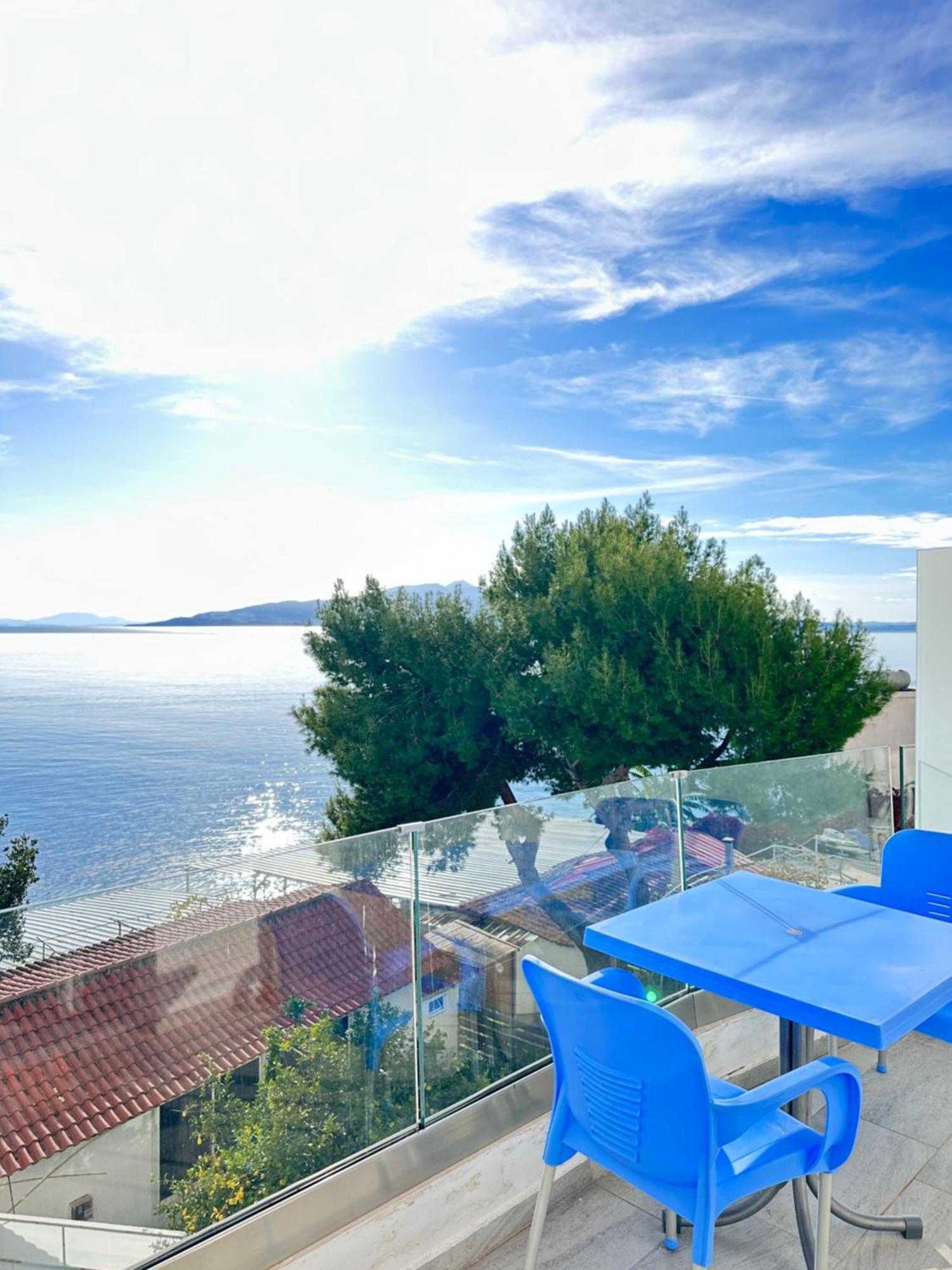 The Hill Sea View Apartment Sarandë エクステリア 写真